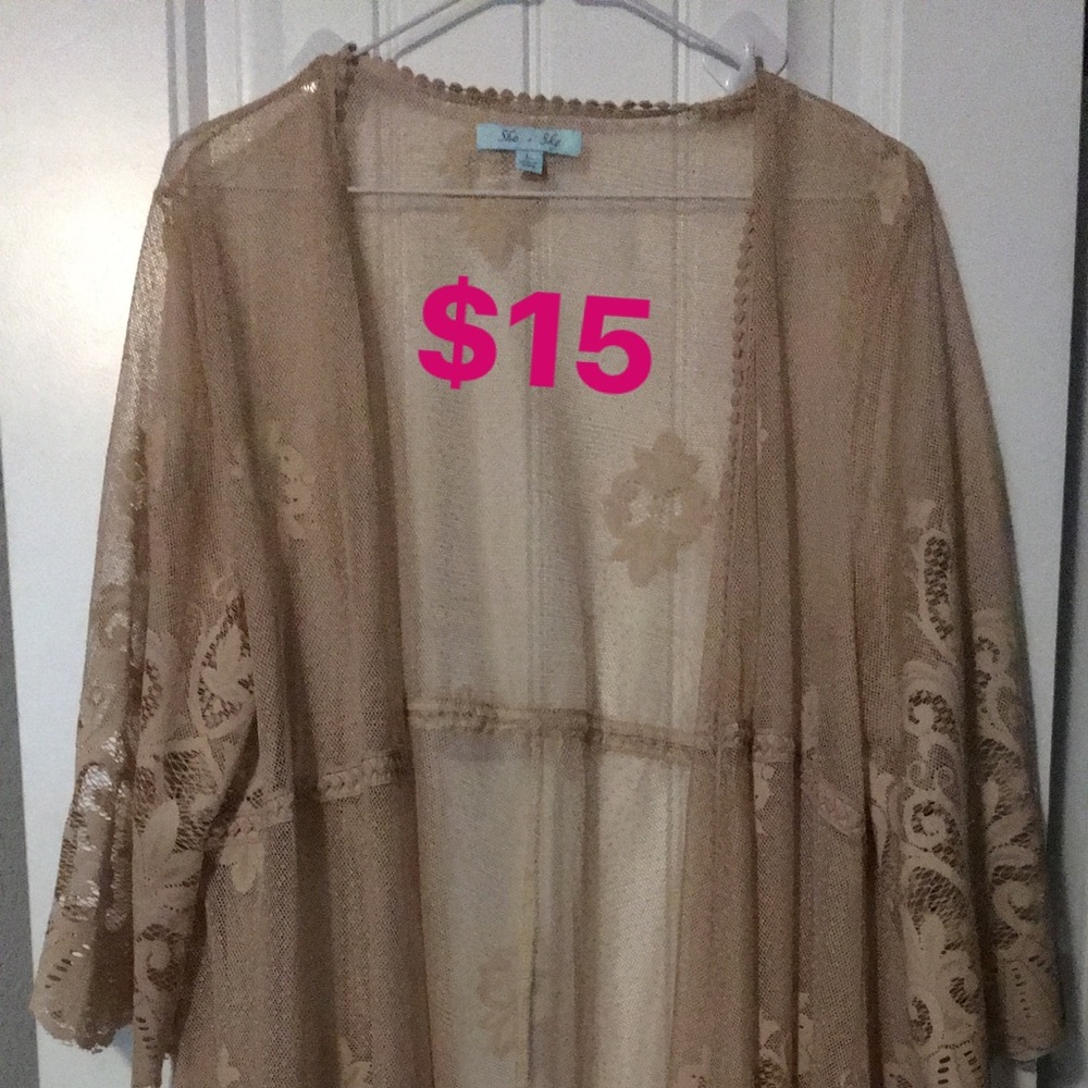 Lace kimono